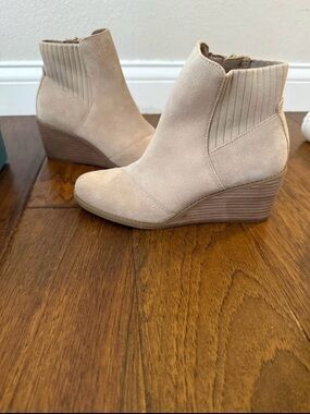 Toms Beige Suede Wedge Ankle Booties